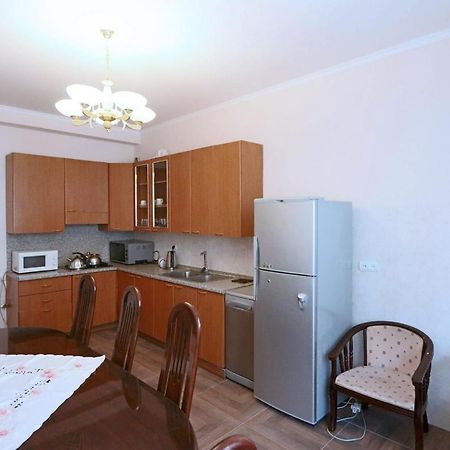 Garnim Guest House エレバン エクステリア 写真