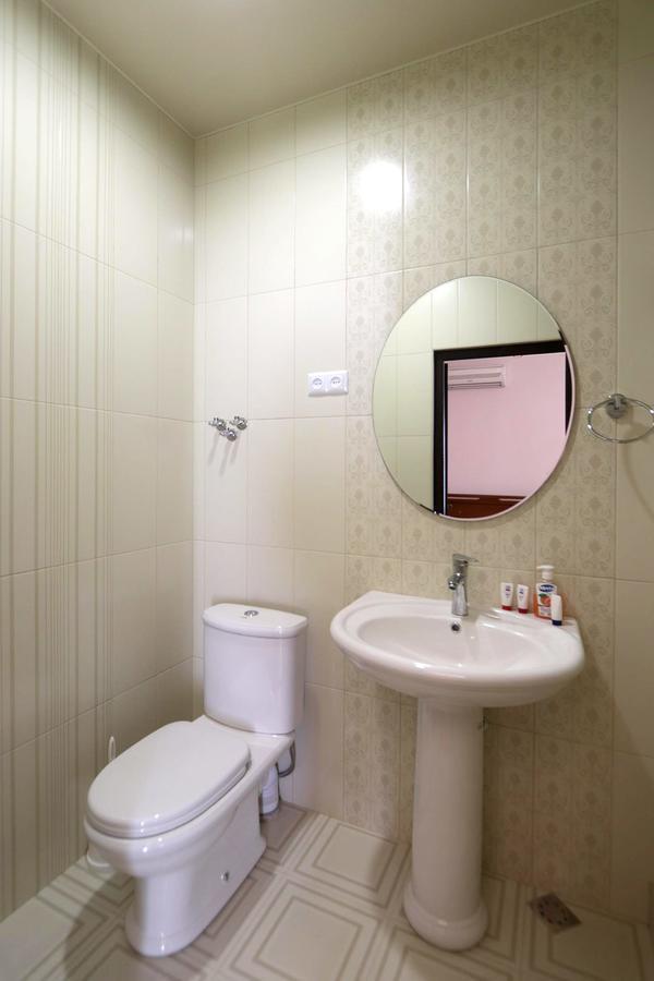 Garnim Guest House エレバン エクステリア 写真