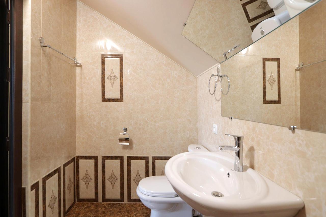 Garnim Guest House エレバン エクステリア 写真