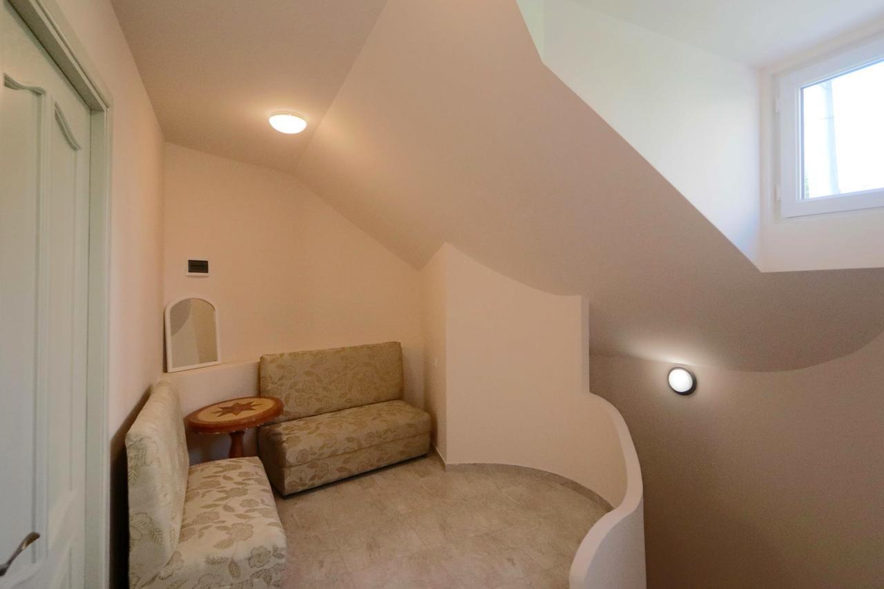 Garnim Guest House エレバン エクステリア 写真